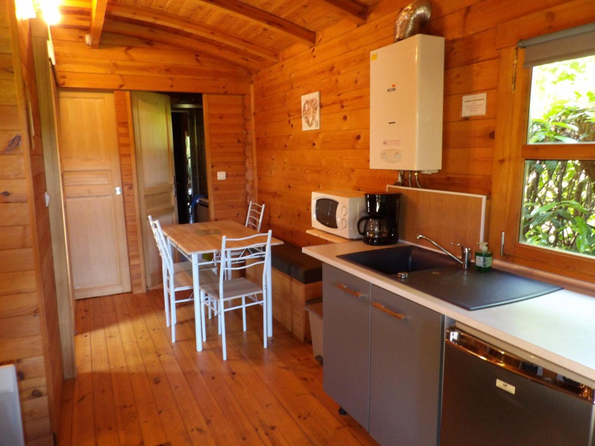 Camping Smile & Braudieres Mézières-sous-Lavardin Εξωτερικό φωτογραφία