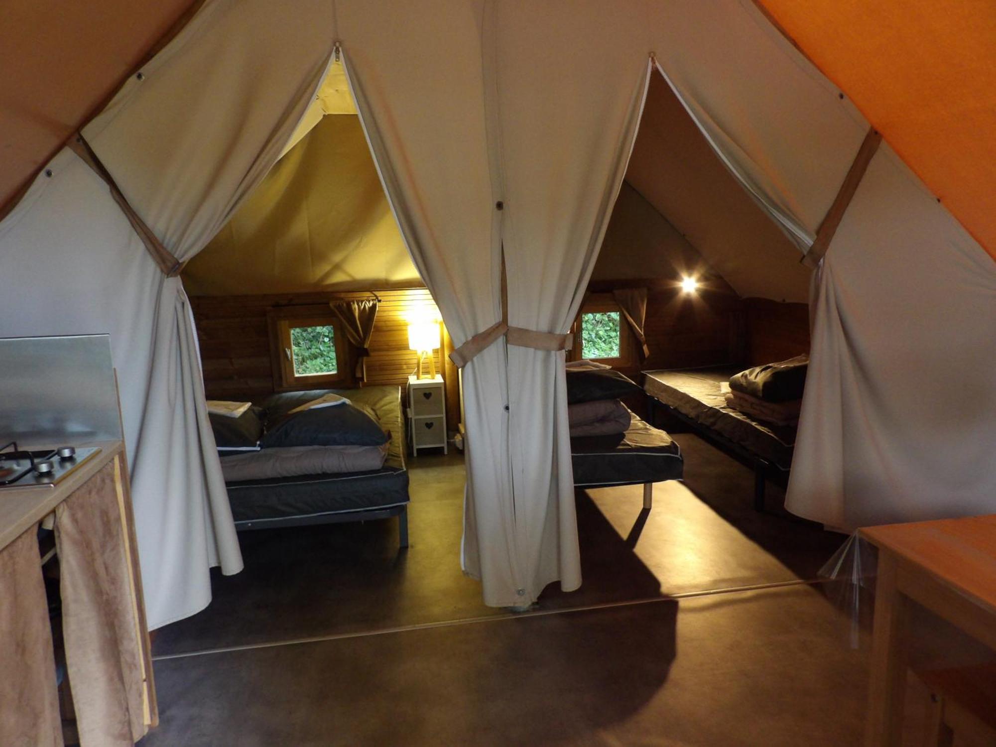 Camping Smile & Braudieres Mézières-sous-Lavardin Εξωτερικό φωτογραφία